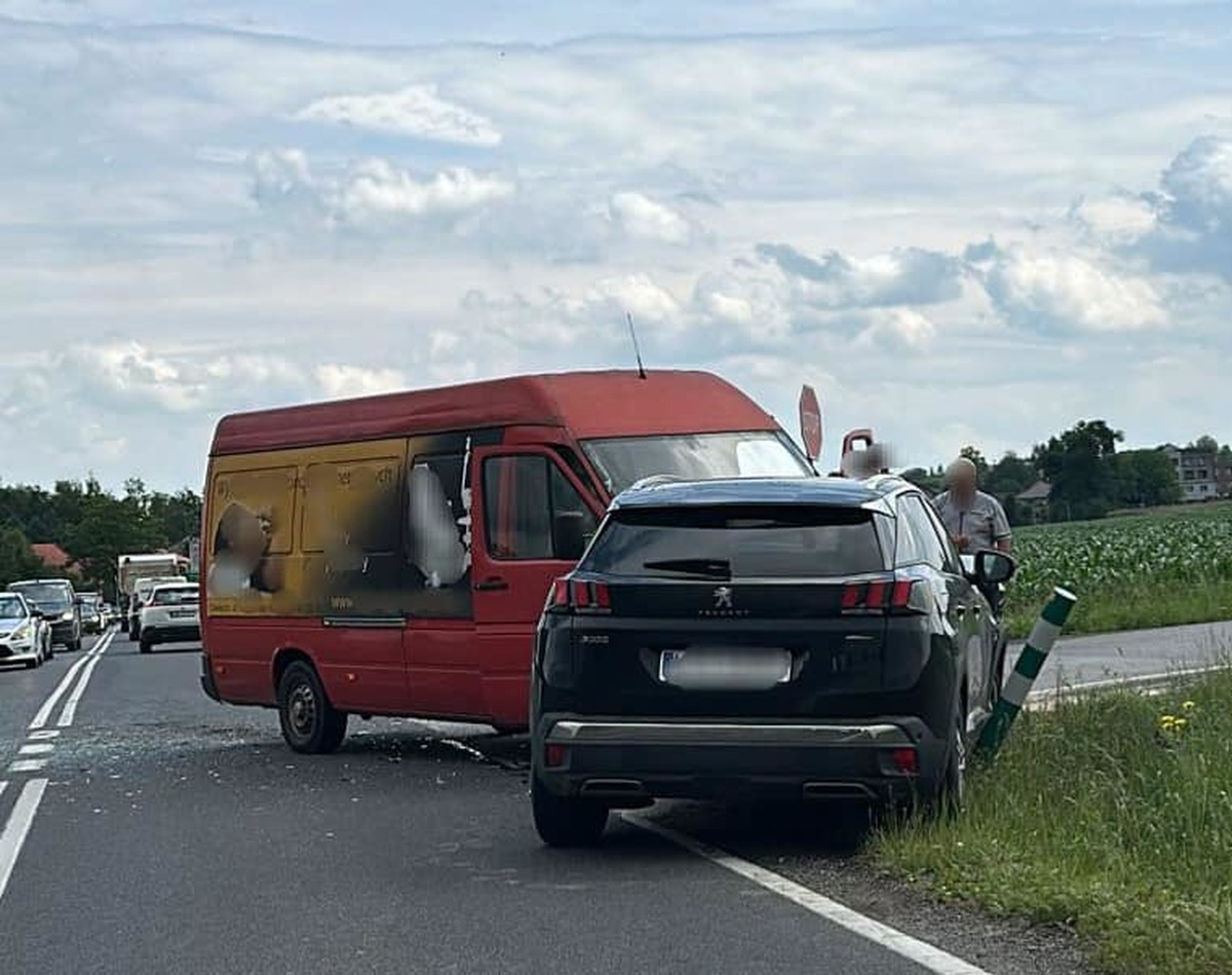 Wypadek w Osieku, zderzenie trzech samochodów